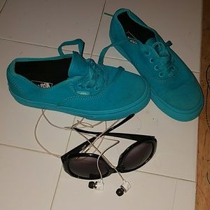 girls Vans "off the wall " size 2